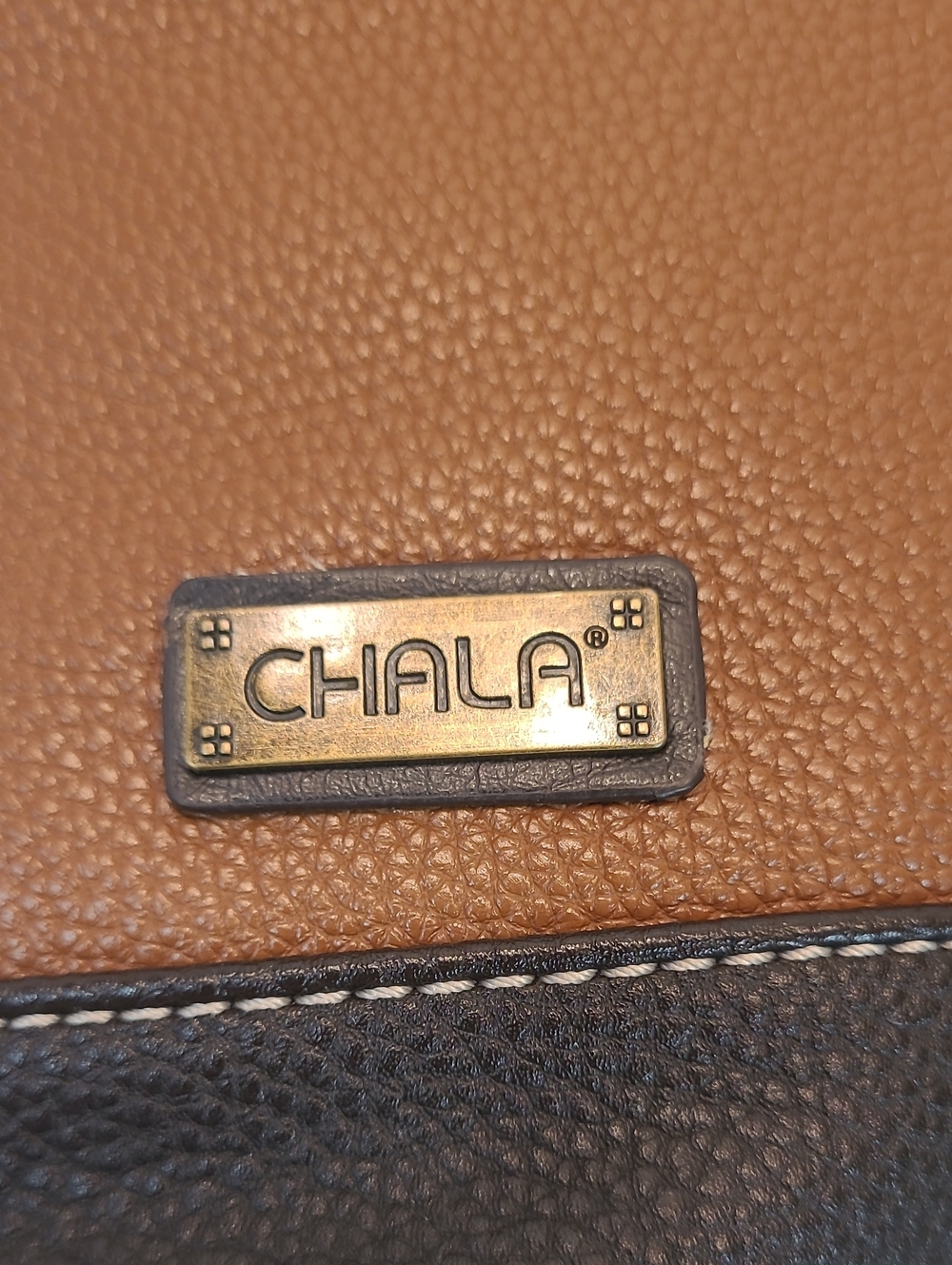 Dog Lover's Chala Paw Accent Vegan Brown/Black Crossbody Bag Adjustable Strap - Picture 6 of 16